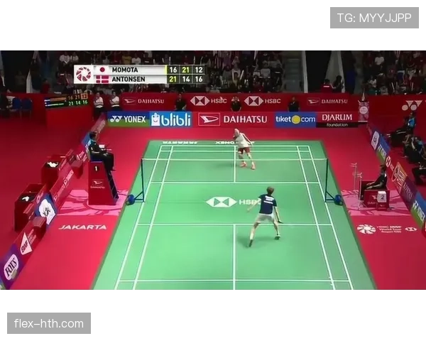 桃田贤斗训练完直接睡球场，这人是把命焊在羽毛球上了？